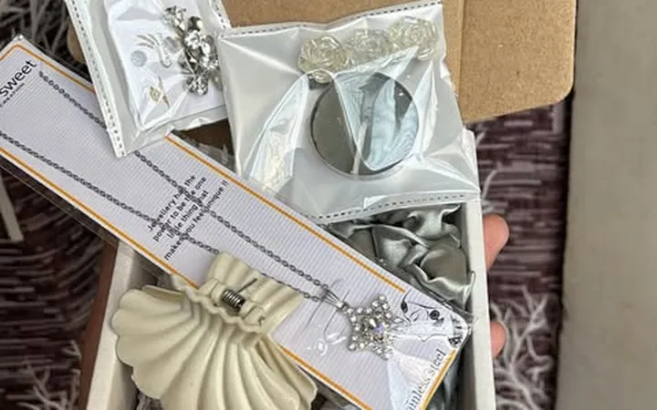 Pearl treasure hamper